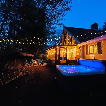 Walk To Pool & Beach - Spacious Gateway, Hot Tub, Game Room Pocono Country Place ภายนอก รูปภาพ