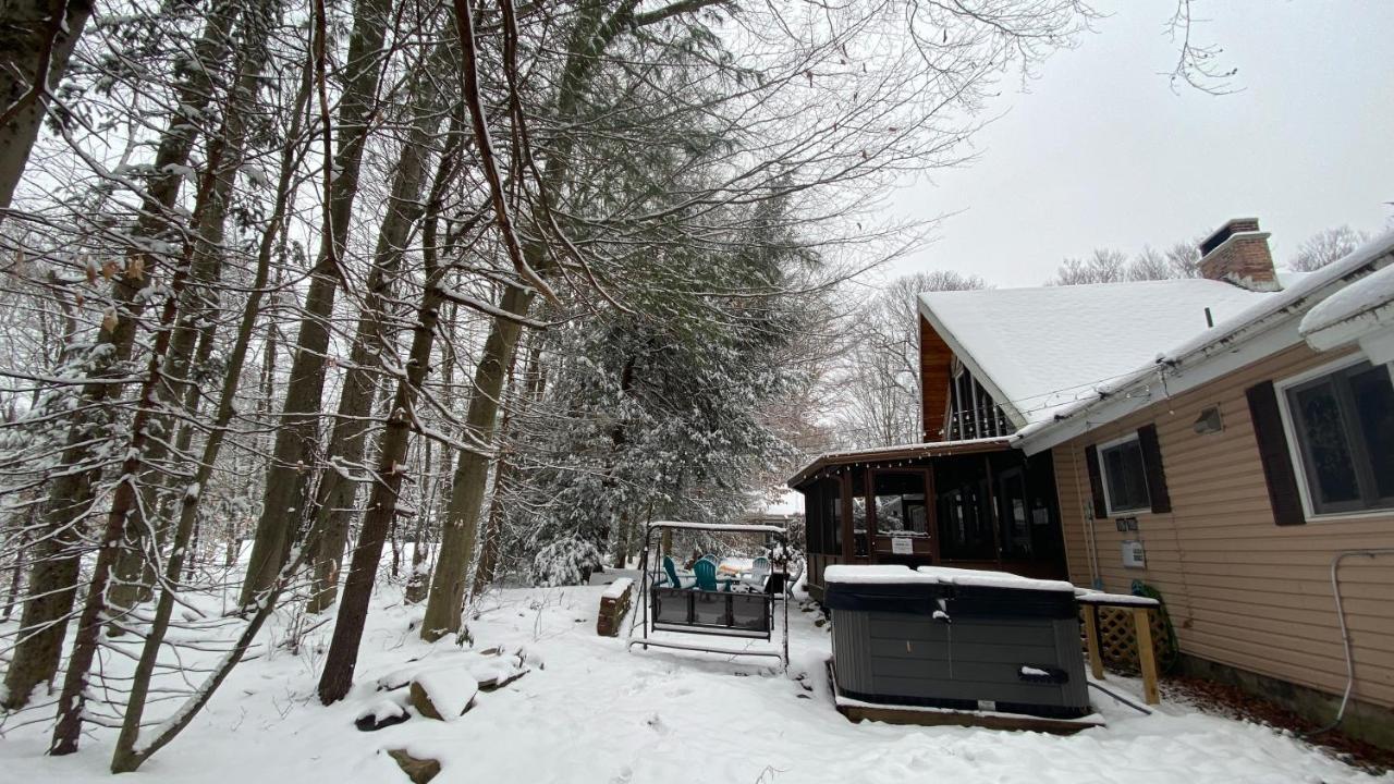 Walk To Pool & Beach - Spacious Gateway, Hot Tub, Game Room Pocono Country Place ภายนอก รูปภาพ