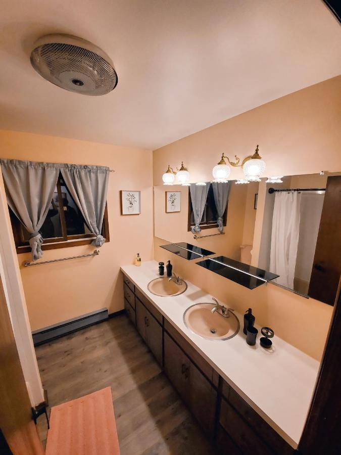 Walk To Pool & Beach - Spacious Gateway, Hot Tub, Game Room Pocono Country Place ภายนอก รูปภาพ