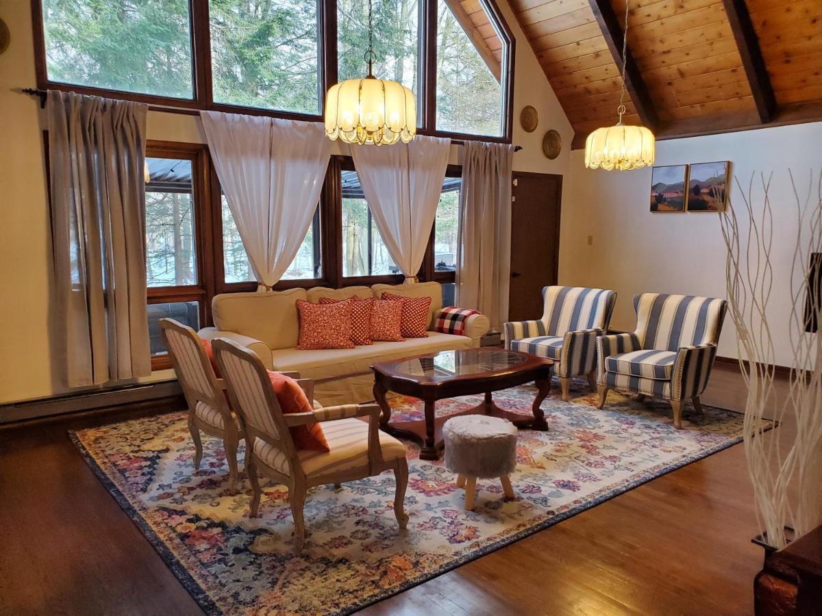 Walk To Pool & Beach - Spacious Gateway, Hot Tub, Game Room Pocono Country Place ภายนอก รูปภาพ