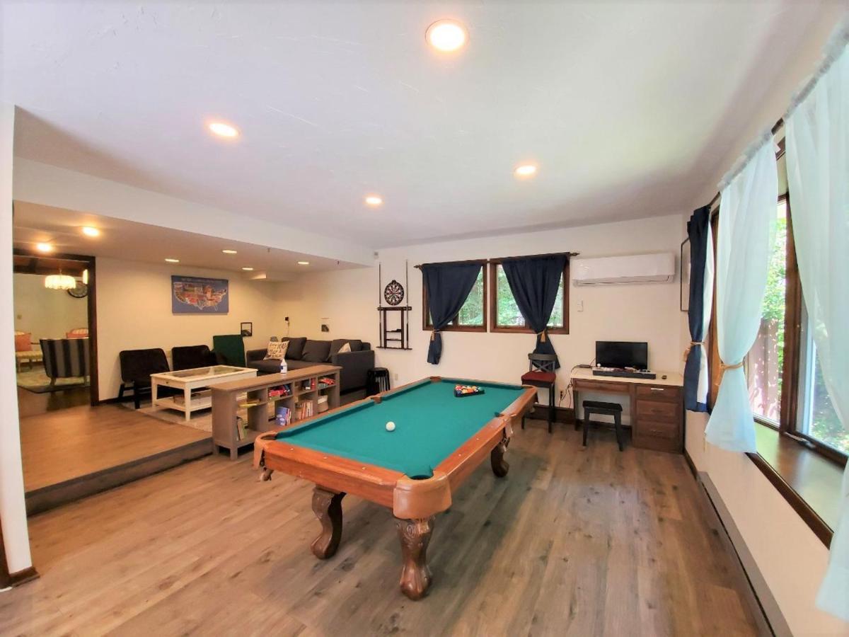 Walk To Pool & Beach - Spacious Gateway, Hot Tub, Game Room Pocono Country Place ภายนอก รูปภาพ