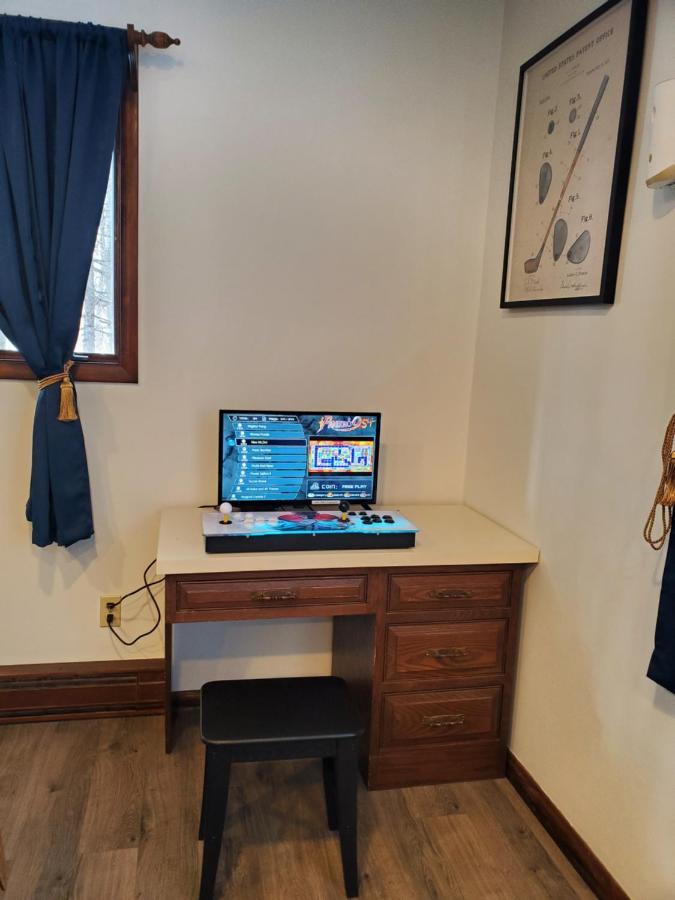 Walk To Pool & Beach - Spacious Gateway, Hot Tub, Game Room Pocono Country Place ภายนอก รูปภาพ