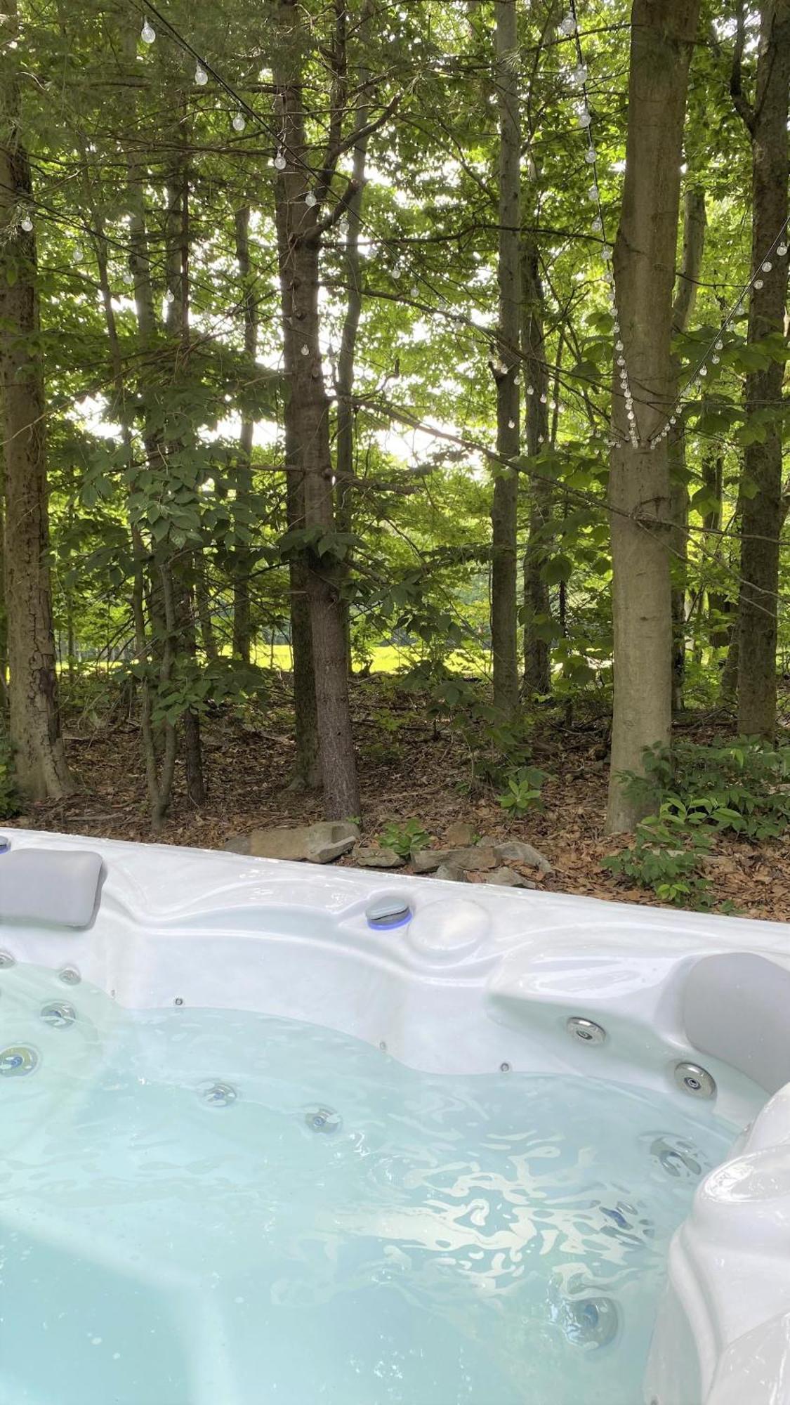 Walk To Pool & Beach - Spacious Gateway, Hot Tub, Game Room Pocono Country Place ภายนอก รูปภาพ